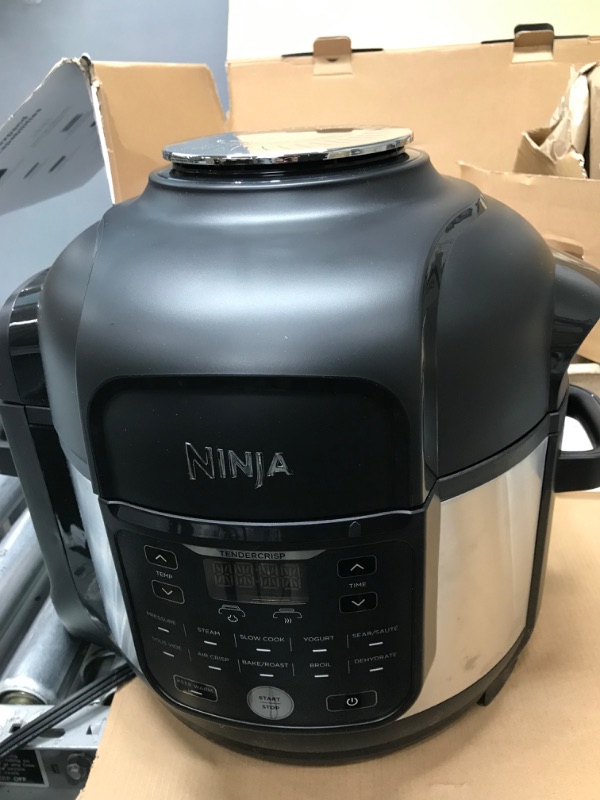 Photo 2 of *** NOT FUNCTIONAL FOR PARTS ONLY*** Ninja FD302 Foodi 11-in-1 Pro 6.5 qt. Pressure Cooker & Air Fryer that Steams, Slow Cooks, Sears, Sautés, Dehydrates & More, with 4.6 qt. Crisper Plate, Nesting Broil Rack & Recipe Book, Silver/Black
