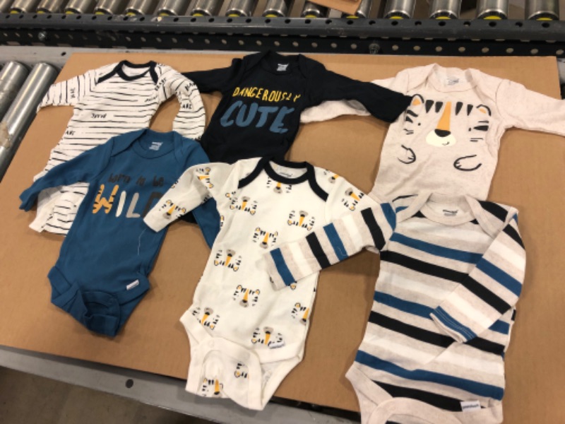 Photo 1 of 6 Count infant clothes - 0-3 M