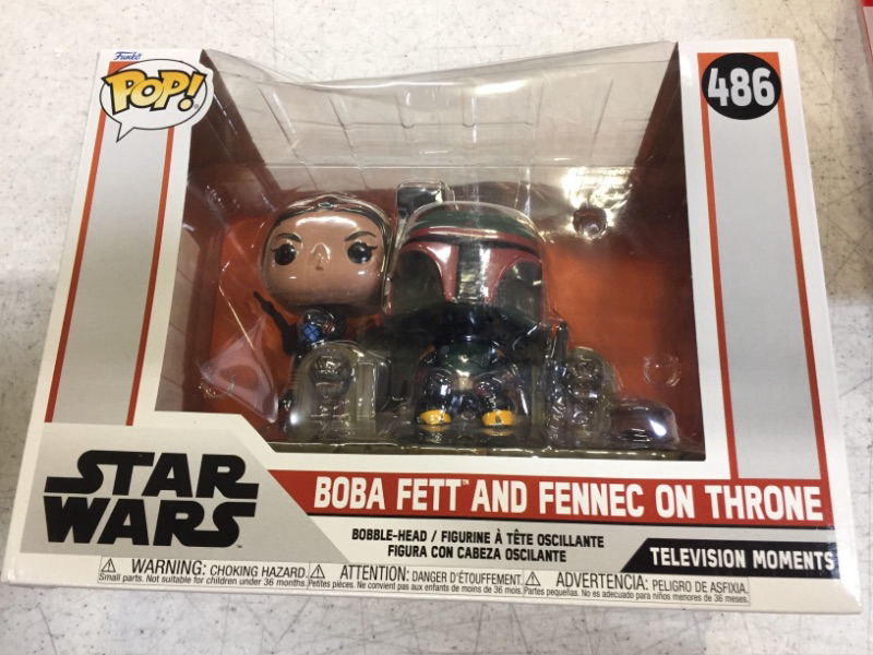 Photo 2 of Funko Pop! Star Wars Moment: The Mandalorian - Boba Fett and Fennec on Throne