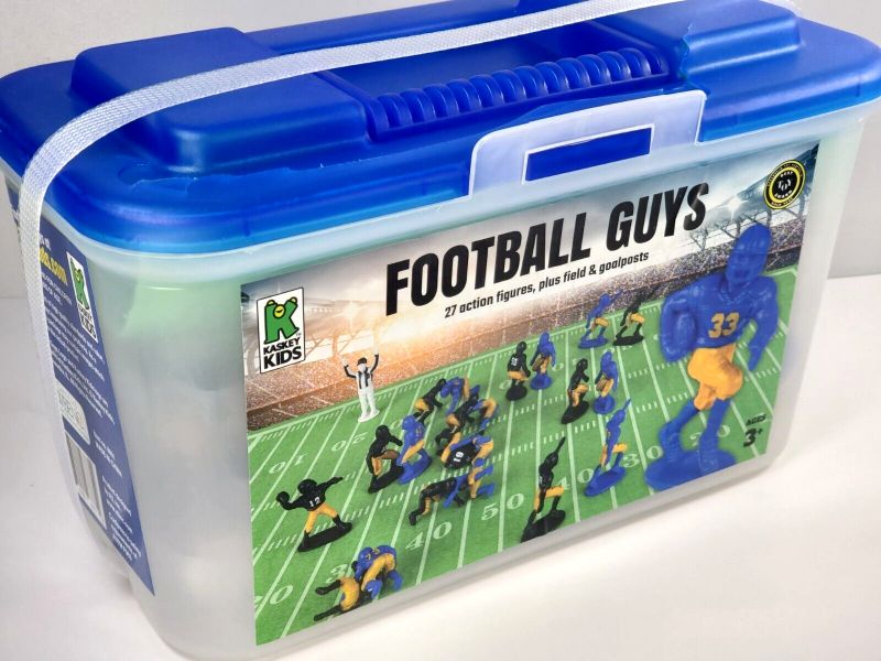 Photo 1 of Kaskey Kids FOOTBALL GUYS - 27 Action Figures + Field & Goalposts (6201)
