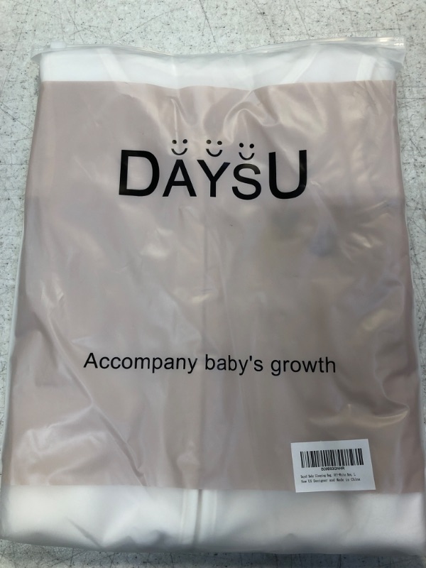 Photo 3 of DaysU Micro Fleece Baby Sleep Sack, Baby Sleeping Bag Sleeveless with Two-Way Zipper, Sleep Sack for Baby Unisex 12-18 Months, 1 Pack, Off-White Bee Bee Large