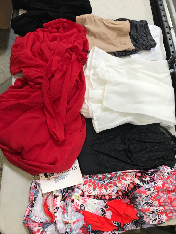 Photo 1 of 8  PIECE BAG LOT NEW AND USED SIZE MEDIUM