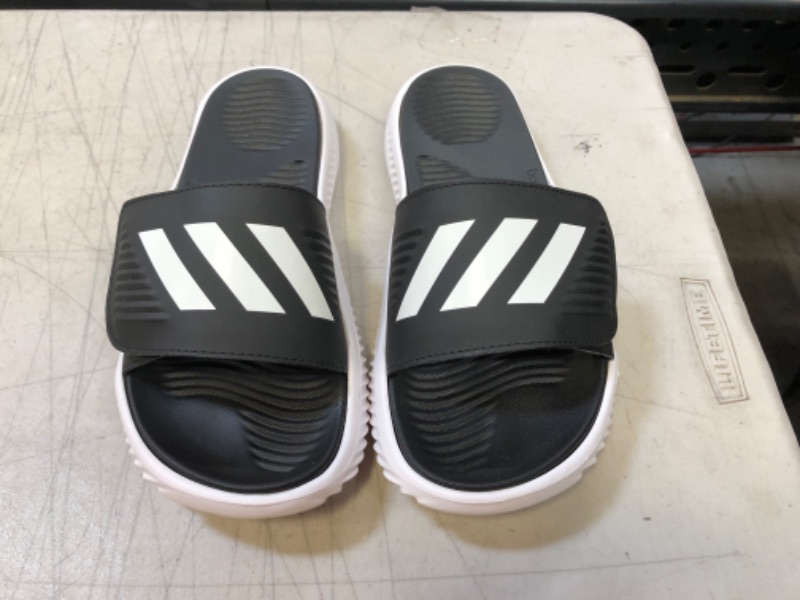 Photo 1 of adidas Men's Alphabounce Slide 8 
