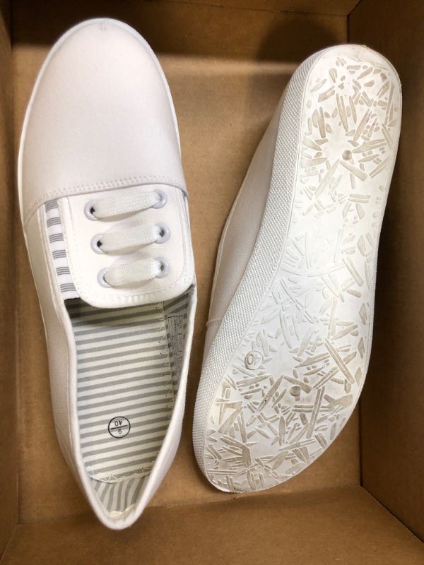 Photo 1 of 9 ----- Women's white shoes  
