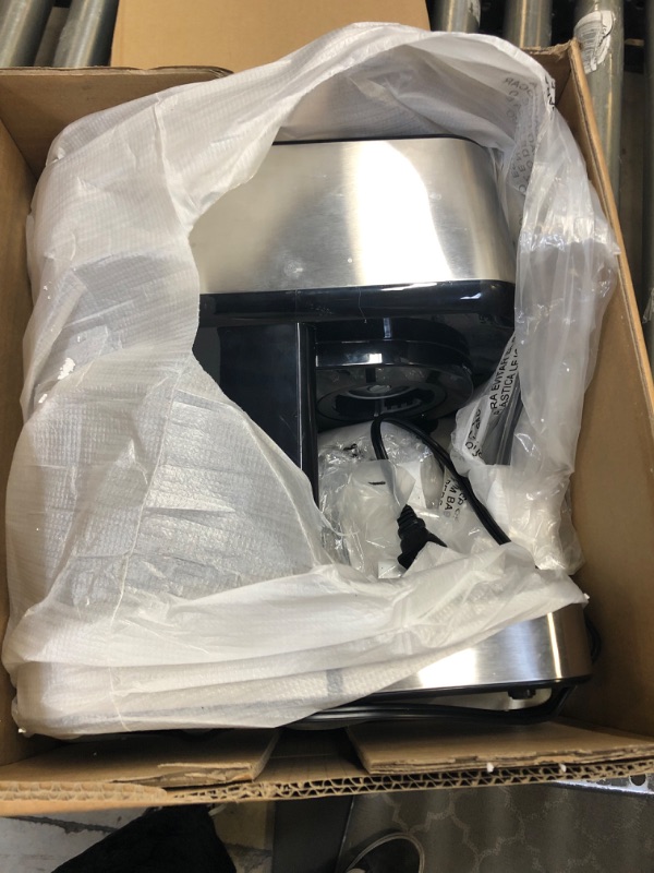 Photo 1 of GELI ESPRESSO MACHINE 2 IN 1 