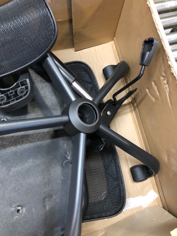 Photo 1 of OFFICE CHAIR
