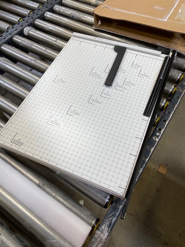 Photo 2 of Paper Cutter B3 Stack Paper Trimmer Guillotine 21” Cutting Length with Guard Rail Safety Blade Lock ZEQUAN, 10-Sheet Capacity, Commercial Grade Guillotine Paper Slicer Cutter for Office Home School 21Inch