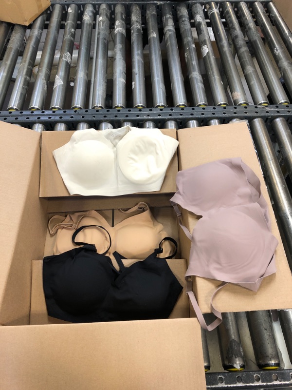 Photo 1 of 4pc Bra Set, Medium