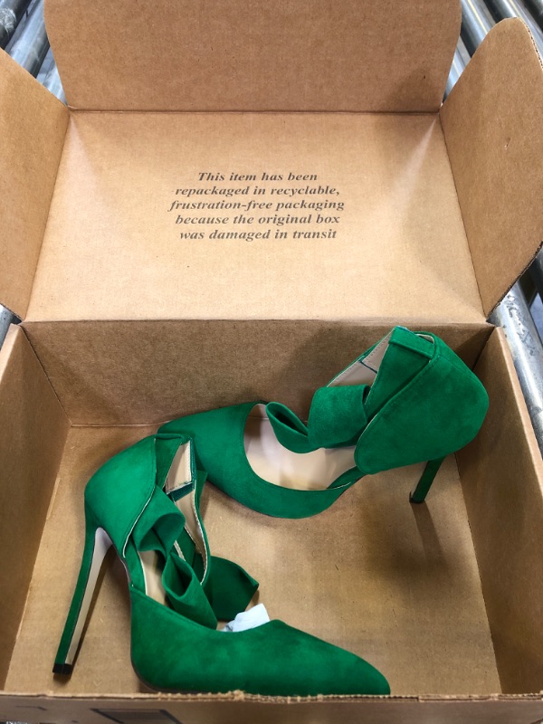 Photo 1 of Green Heels Size 7.5