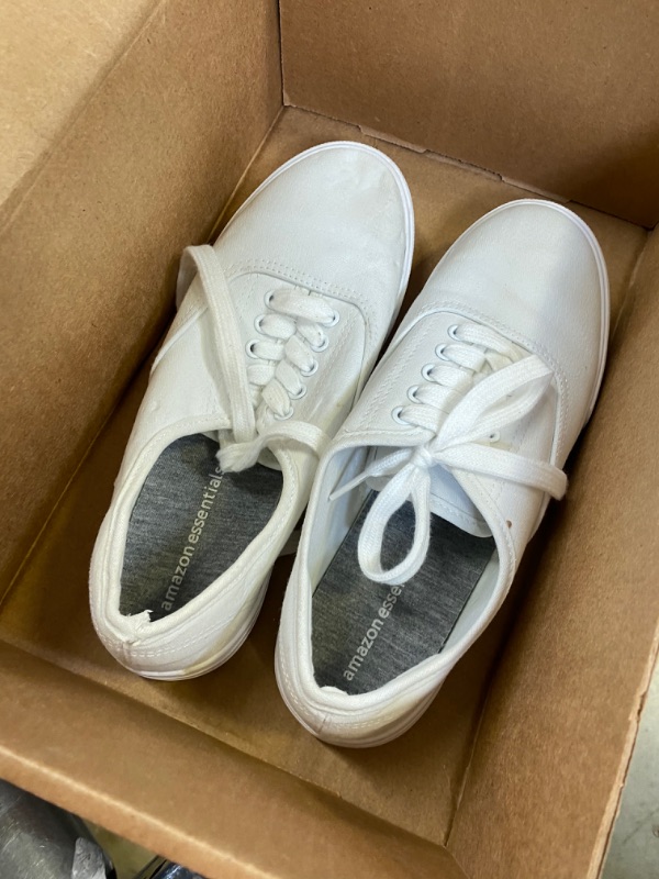 Photo 1 of Amazon Essentials Women's Shelly Sneaker 9.5 White