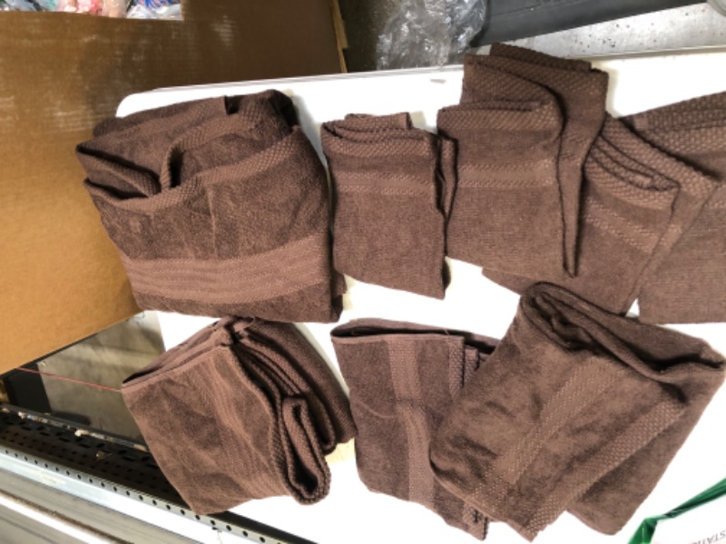 Photo 1 of BROWN TOWELS SET 2 BODY TOWELS 2 FACE TOWELS 4 SMALL RAGS 