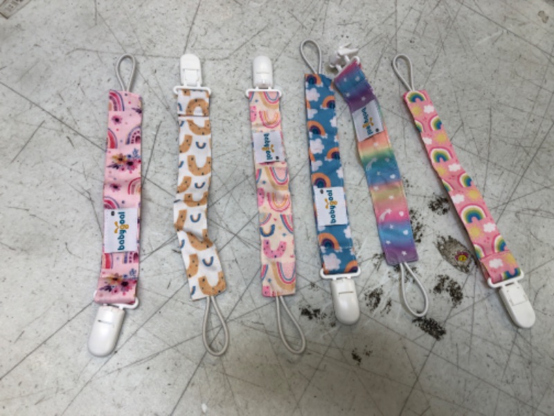 Photo 1 of 6 Count Pacifier clip set 