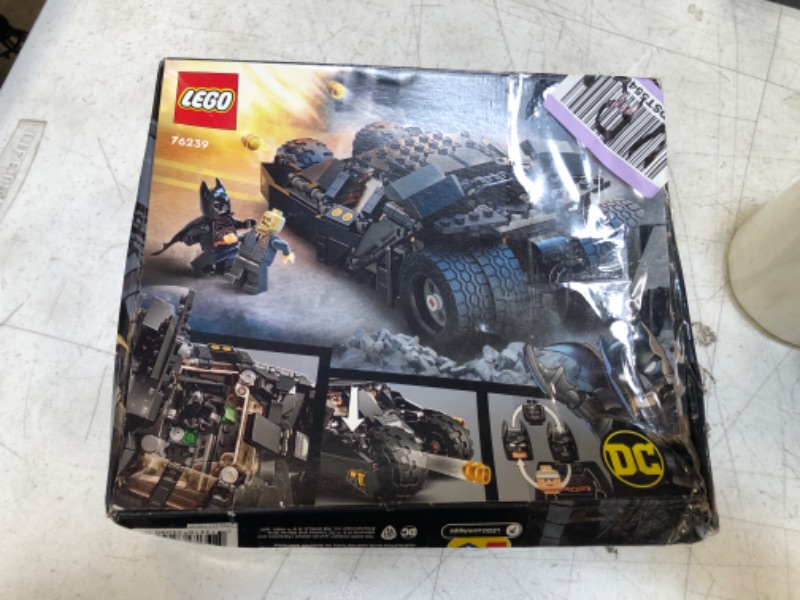 Photo 2 of LEGO DC Batman Batmobile Tumbler: Scarecrow Showdown 76239 (422 Pieces)
