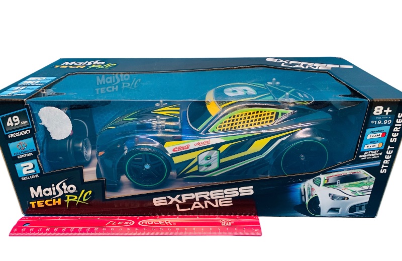 Photo 1 of 222567…Maisto remote control express lane car