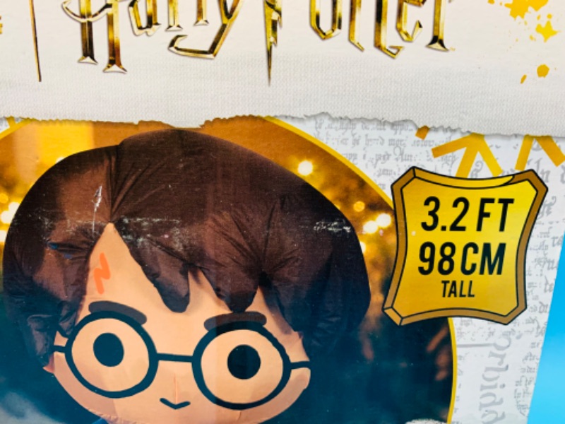 Photo 2 of 222591…3.2 foot tall Harry Potter airblown inflatable 