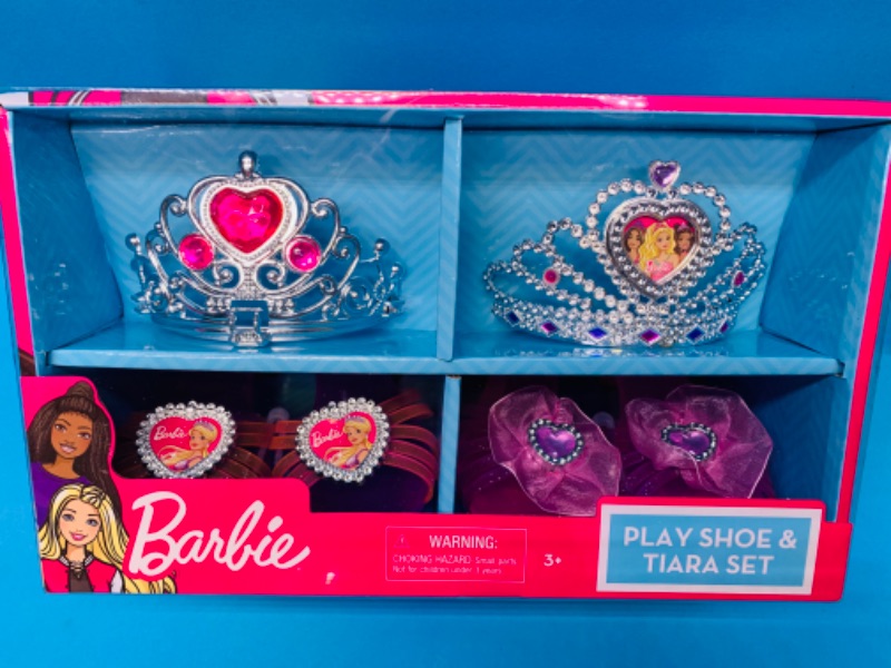 Photo 2 of 222602… Barbie play shoe and tiara set
