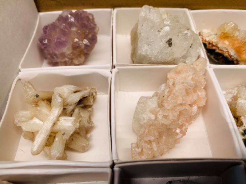 Photo 4 of 222671…mixed collectible rocks in box- amethyst, apophyllite, stilbite and others 