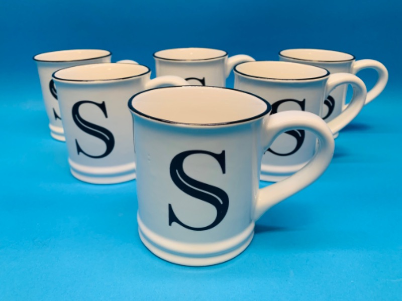 Photo 1 of 222859…6 large mugs