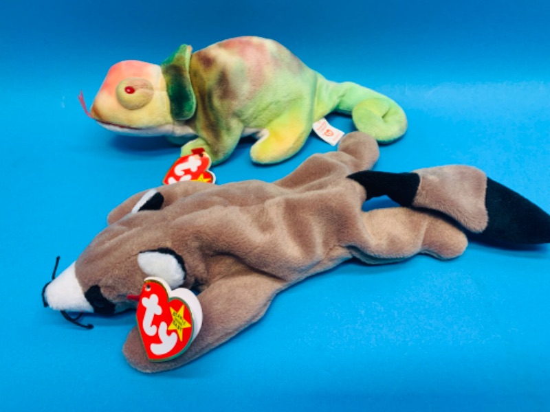 Photo 1 of 222990…  2 TY beanie babies 