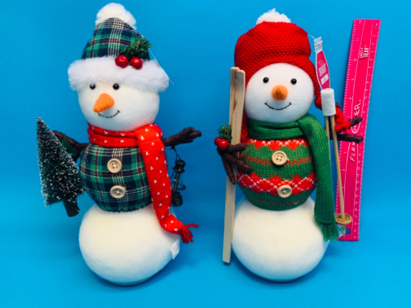 Photo 1 of 223133…2 fabric cabin snowmen figures 