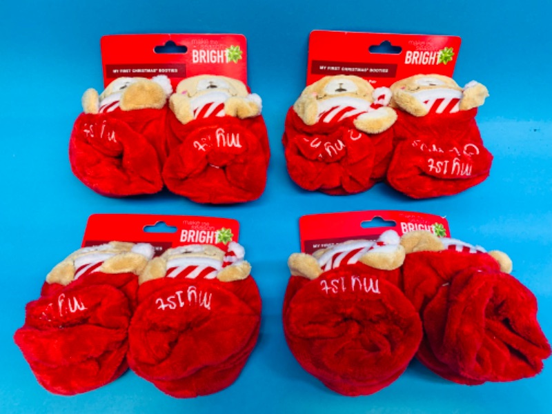 Photo 1 of 223166…4 pairs of Christmas booties for infants 