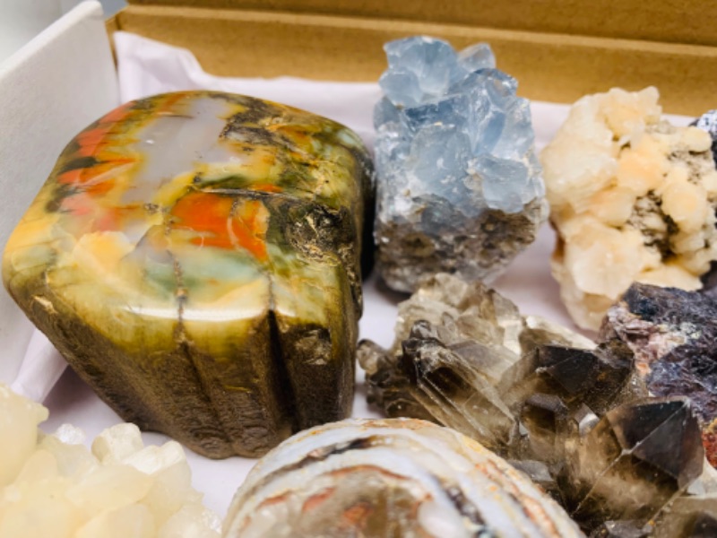 Photo 4 of 223595…box of collectible geodes, stilbite, celestite, petrified wood and more