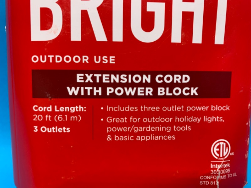 Photo 2 of 223877… 20 foot extension cord with power block 