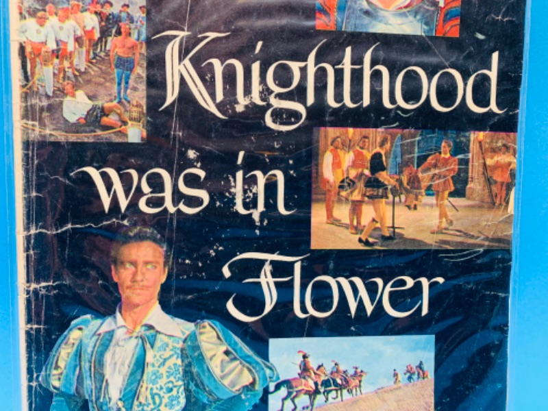 Photo 4 of 223910…worn- vintage $.10 cent Walt Disney’s when knighthood was in flower comic - bends, rips wear