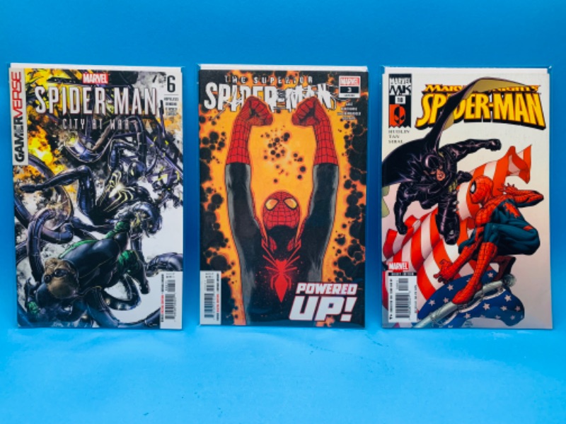 Photo 1 of 223932…   3 Spider-Man comics in plastic sleeves 