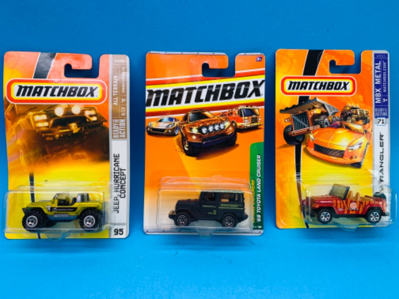 Photo 1 of 223954…3 matchbox die cast jeeps 