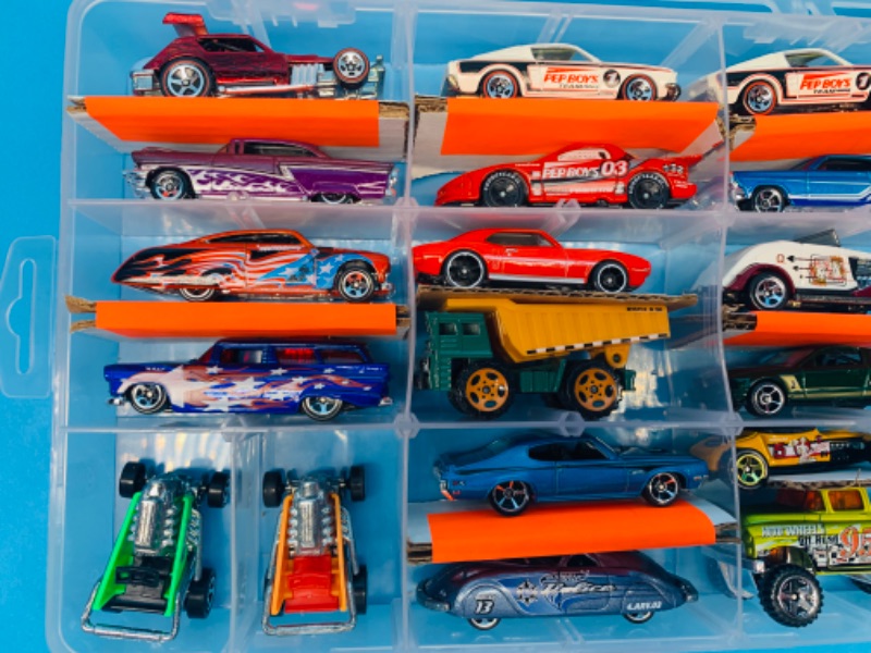 Photo 4 of 224083…18  die cast cars in organizer case