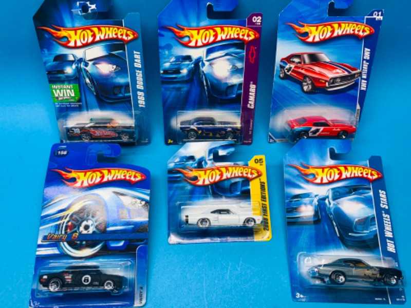 Photo 1 of 224153…6 hot wheels die cast cars