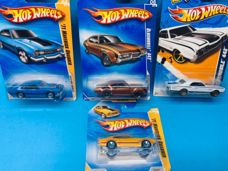 Photo 1 of 224162…4 hot wheels die cast muscle cars