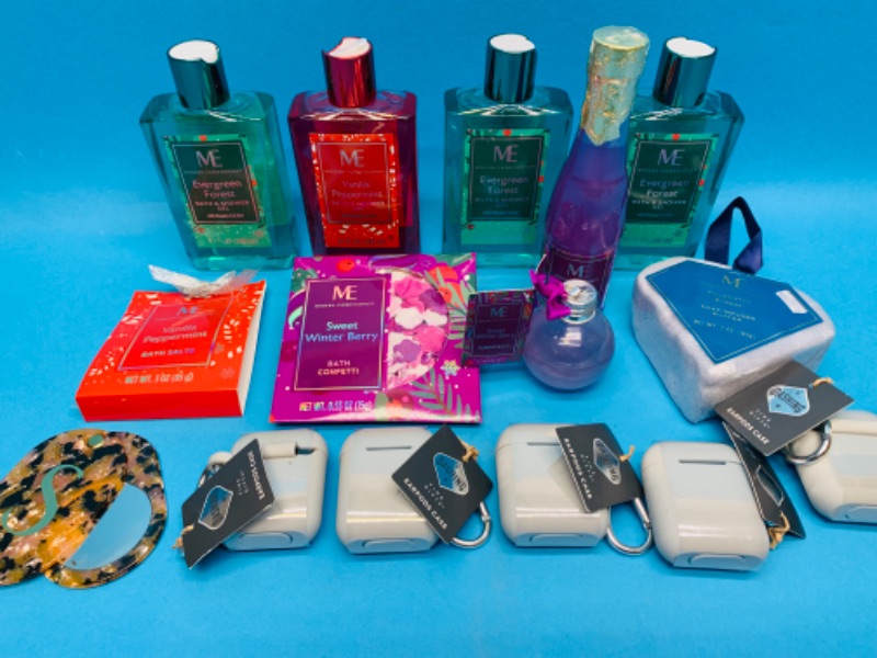 Photo 1 of 224338…bubble bath, shower gels, EarPod cases, buffer and more