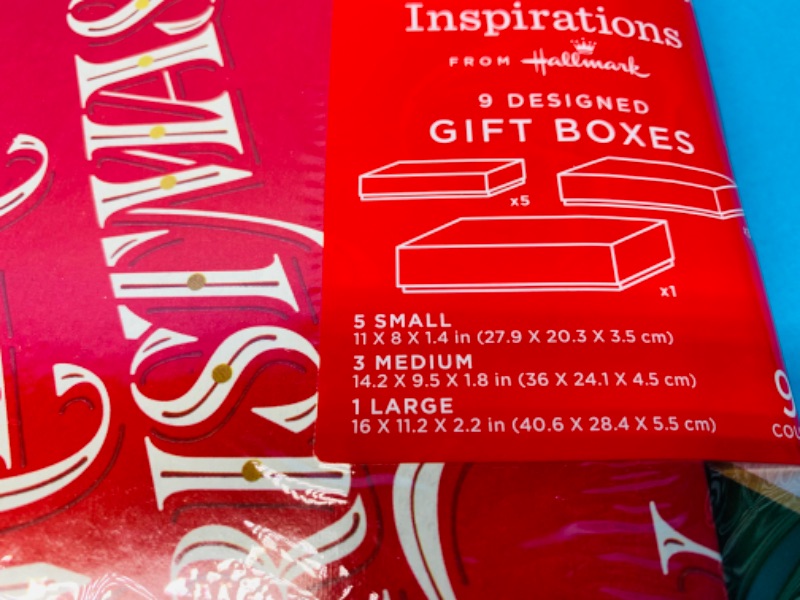 Photo 1 of 224803…9 various size Christmas gift boxes 