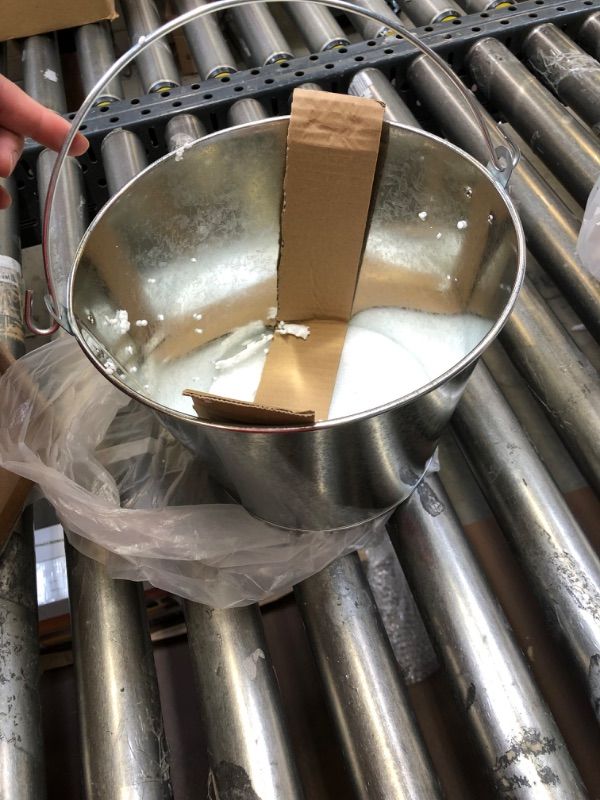 Photo 1 of 5-Quart Galvanized Pail Beer Bucket 9x9x7 inches (Pack of 1)
