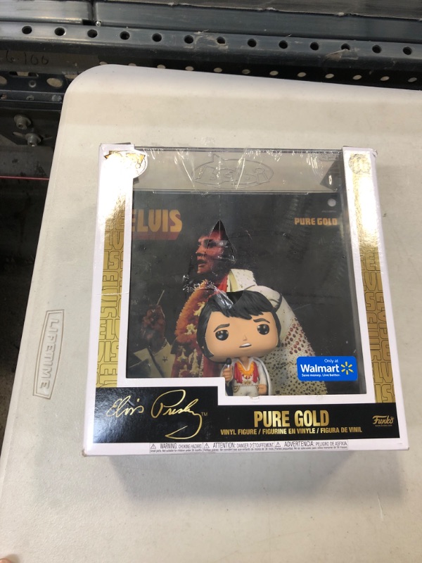 Photo 2 of Funko Pop! Elvis - Pure Gold - Vinyl Figurine - Hard Protector Case (FACTORY SEALED) (BOX IS DAMAGED)