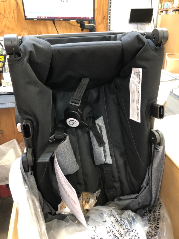 Photo 1 of Evenflo Gold Pivot Xpand Second Seat Moonstone Moonstone/Black
