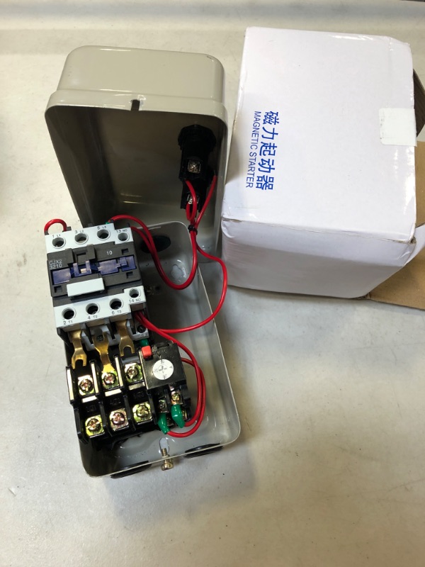 Photo 2 of 220V Coil AC Contactor 11KW 15 Horse Power 3 Phase Motor Magnetic Starter 26A QCX5-32/11KW
