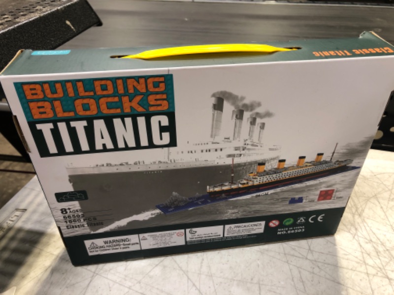 Photo 2 of BIDIUTOY Titanic Ship Model Building Block Set, 3D Puzzle Sets DIY Educational Toys, Bricks Toy-with 1860Pcs Micro Mini Blocks, Ideal Gift for Kids & Adults