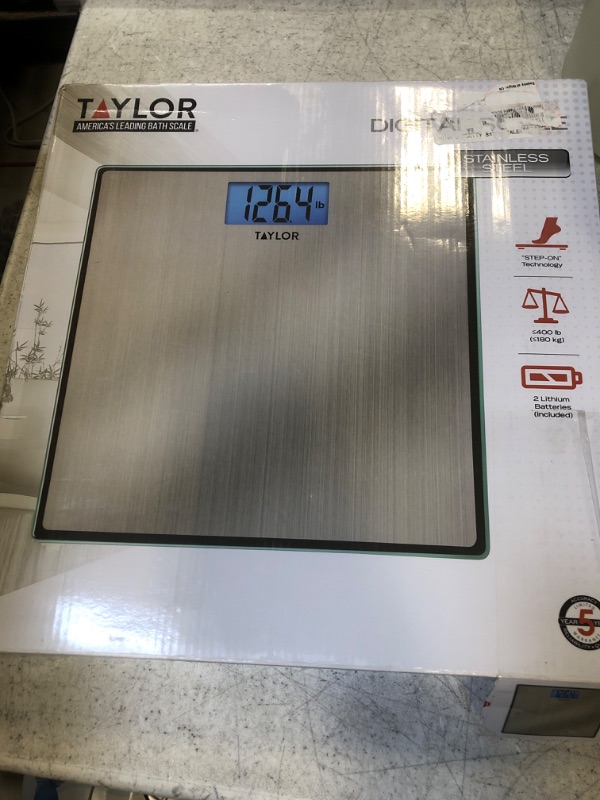 Photo 3 of Taylor 74074102 Taylor 74074102 7407 Glass and Stainless Steel High Capacity Bath Scale - 400lbs
