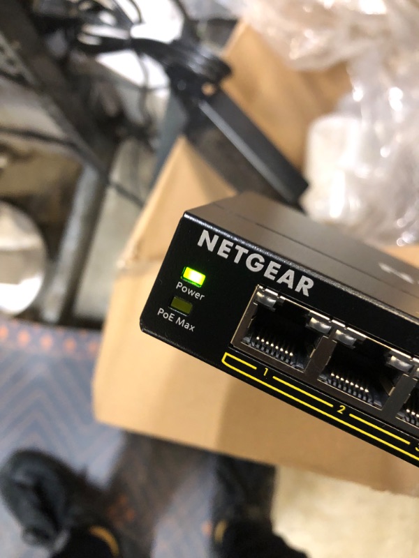 Photo 1 of NETGEAR 8 Port PoE Gigabit Ethernet Plus Switch (GS308EP) - with 8 x PoE+ @ 62W, Desktop or Wall Mount 8 Port | 8xPoE+ 62W