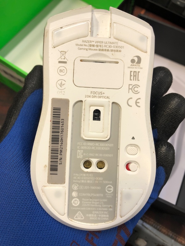 Photo 3 of Razer Viper V2 Pro HyperSpeed Wireless Gaming Mouse: 59g Ultra-Lightweight - Optical Switches Gen-3 - 30K Optical Sensor - White ** SEE LIVE PHOTOS, MOUSE IS DIRTY **