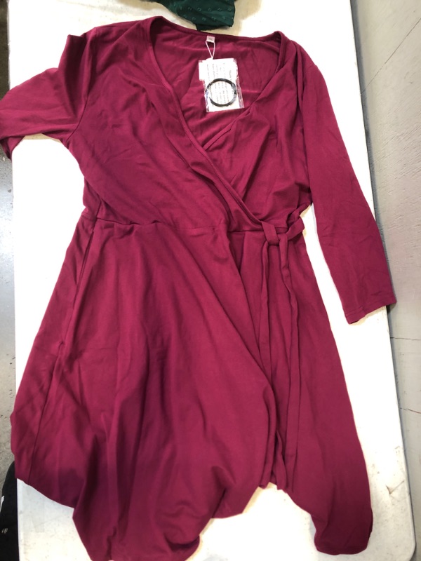 Photo 2 of 4-PC WOMENS CLOTHING BUNDLE :: SIZE X-LARGE, 2 SHIRTS, 2 DRESSES ** see photos ** 