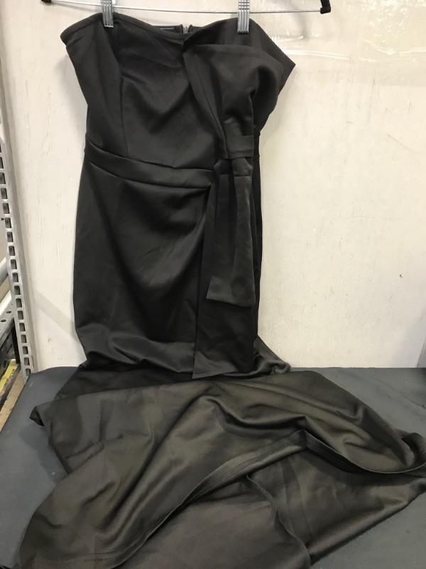 Photo 3 of BLACK SLEEVELESS DRESS. SIZE M (STOCK PHOTO USED) 