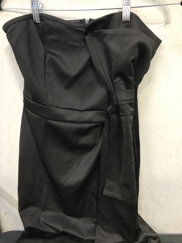 Photo 2 of BLACK SLEEVELESS DRESS. SIZE M (STOCK PHOTO USED) 