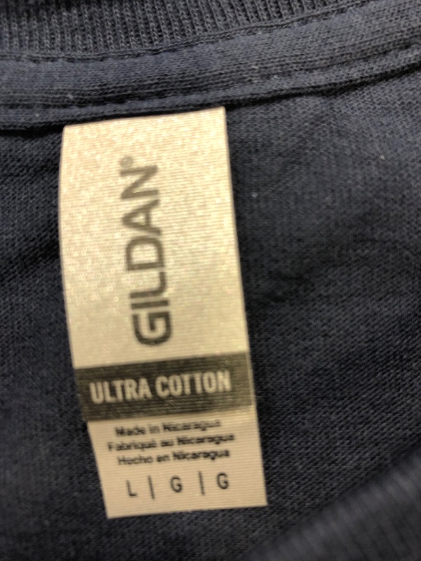 Photo 2 of Gildan size large t shirt 
