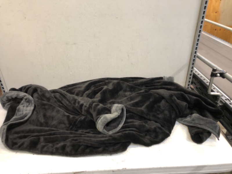 Photo 1 of 3XL BLACK AND GREY PLUSH BATH ROBE ( DOES NOT HAVE THE TIE ) 