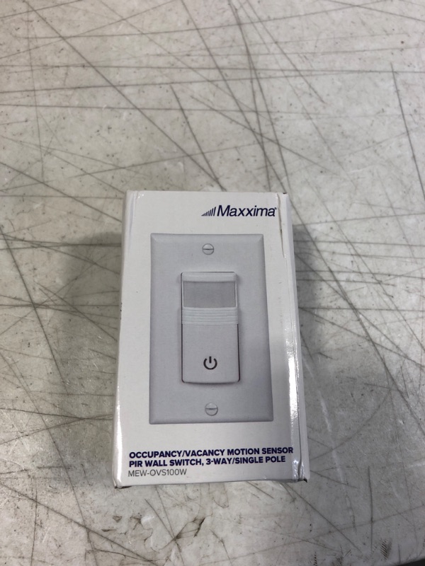 Photo 2 of Maxxima Occupancy Vacancy Motion Sensor PIR Wall Switch Wall Plate Included