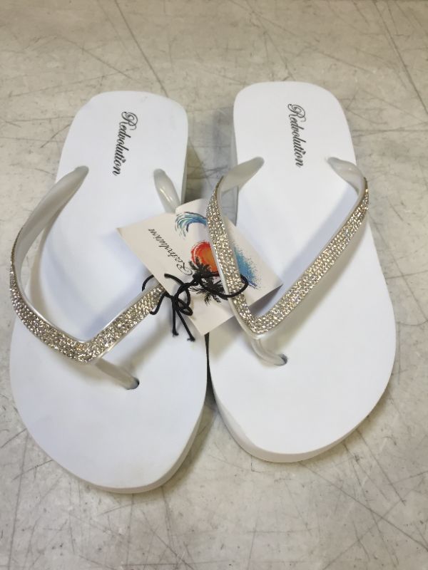 Photo 1 of  Women's Zemily Flip Flop- SIZE 7 
